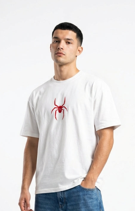 WHITE OVERSIZE SPIDER TEE